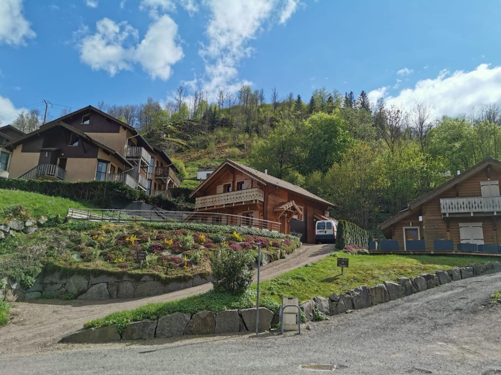 Le Chalet Du Pere Michel, Jacuzzi, Sauna, Jardin La Bresse Eksteriør bilde